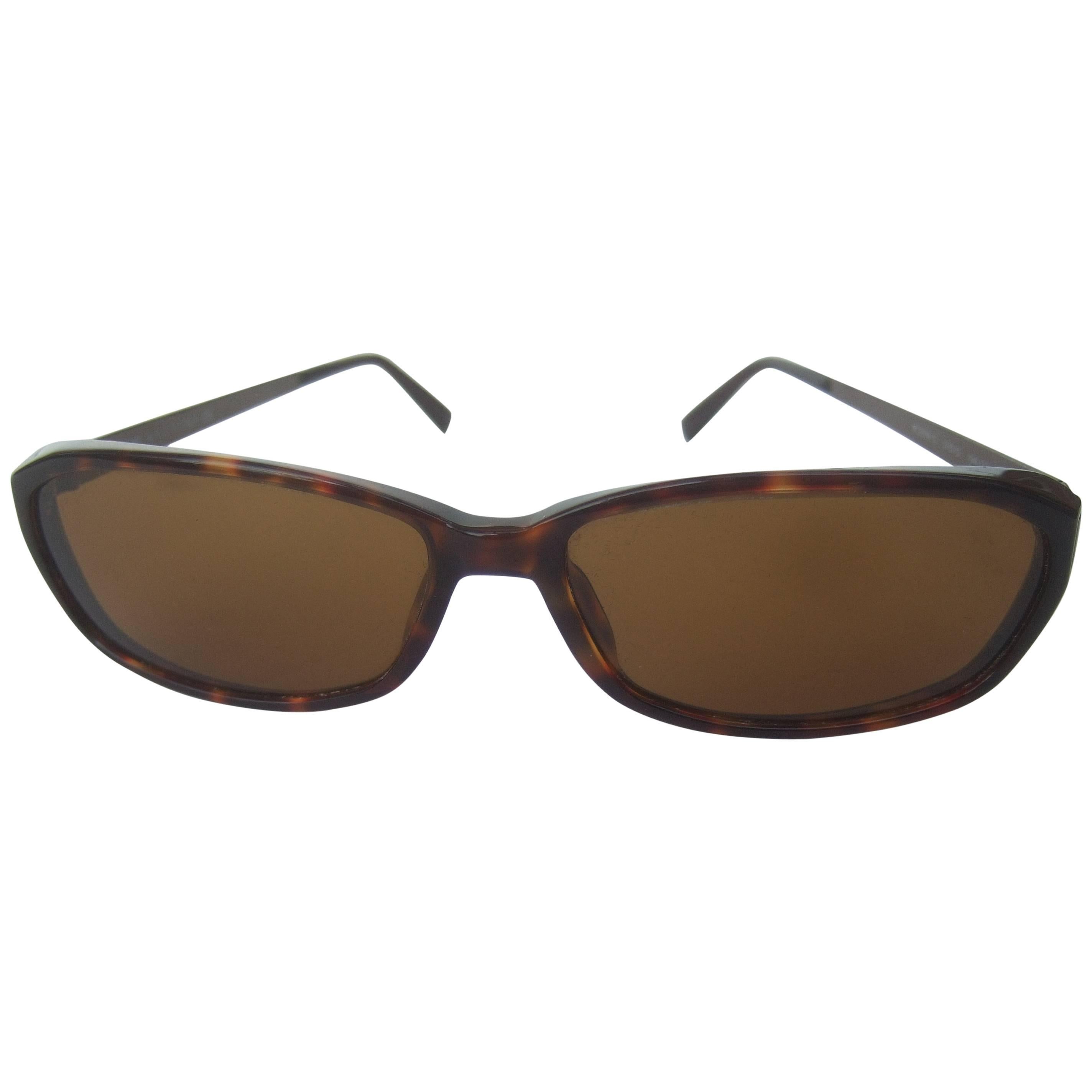 Moschino Tortoise Shell Brown Lucite Lens Sunglasses in Case For Sale