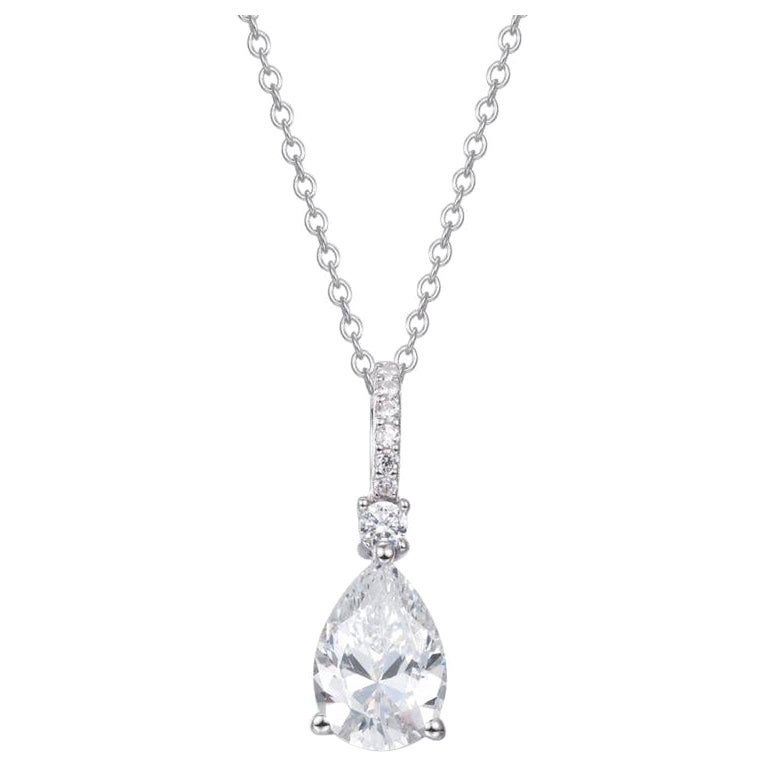 2.76 Carat Pear Shape Cubic Zirconia Sterling Silver Drop Pendant With Chain For Sale