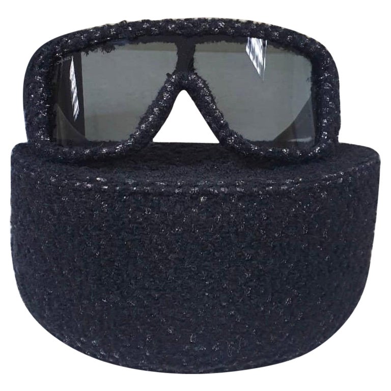 Chanel Black 4109 Shield Sunglasses ○ Labellov ○ Buy and Sell