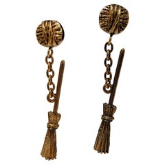Moschino broom clip-on earrings NWOT