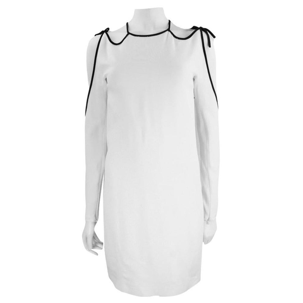 TOM FORD WHITE VISCOSE DRESS w/COTOUTS and BLACK TRIM size 38 - 2