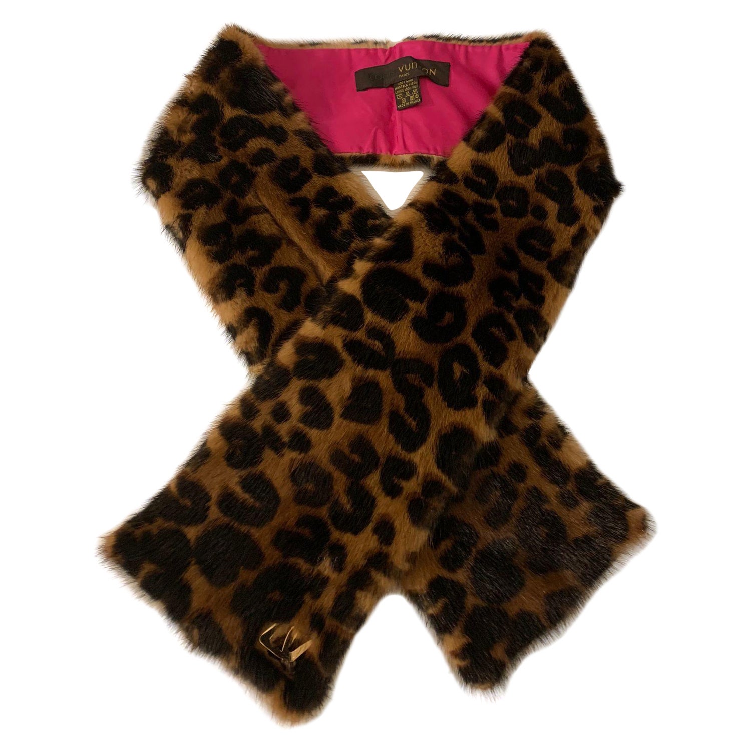 Louis Vuitton Mink Scarf - 4 For Sale on 1stDibs  louis vuitton fur scarf, lv  mink scarf, louis vitton scarf