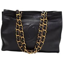 Chanel Vintage Lambskin Leather Gold Chain Oversize Weekender Shopper Tote Bag Chanel Vintage Lambskin Leather Gold Chain Oversize Weekender Shopper Tote Bag