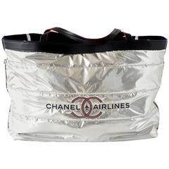 Chanel Airlines Limited Edition Reversible Tote Bag mit Strandtuch