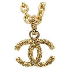 Retro CHANEL CC Charm Textured God Metal Chain Link Necklace