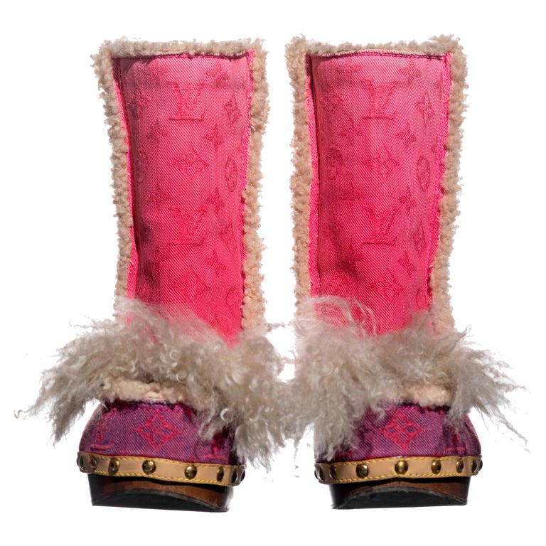 Tasseled Toes: Marc Jacobs' Furry Louis Vuitton Spring 2010 Shoes