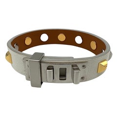HERMES Médor Bracelet in White Leather and Two-tone Studs