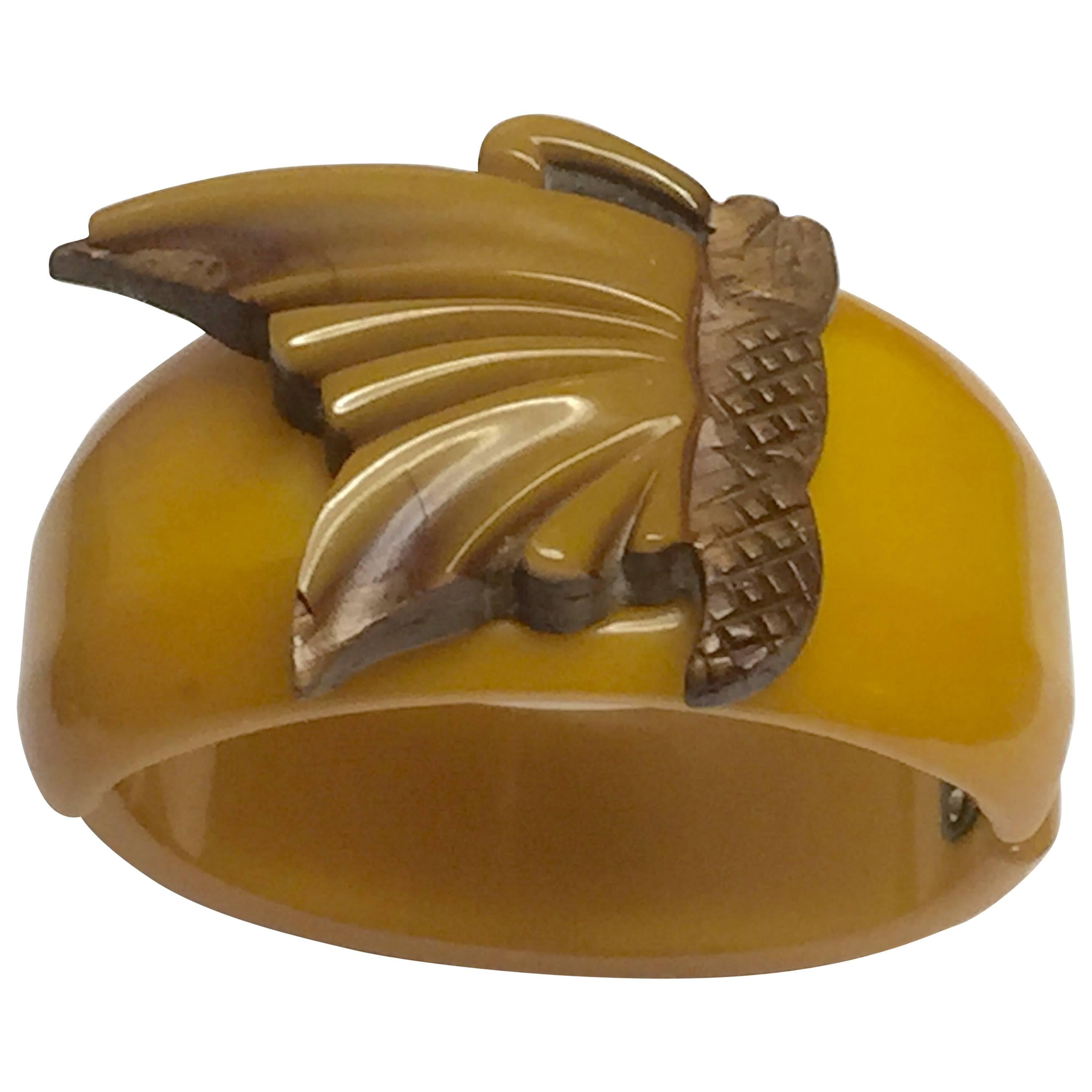 1930's Butterscotch Bakelite and Wood Figural Butterfly Hinged Bracelet For Sale