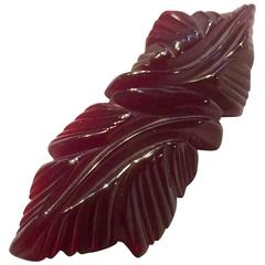 Vintage 1930s Translucent  Maroon Bakelite Carved Leaf bar Pin brooch