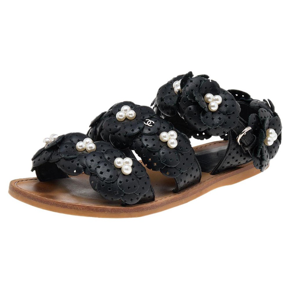 Chanel Black Leather Camellia Flower Pearl Embellished Flat Sandals Size 37.5 For Sale