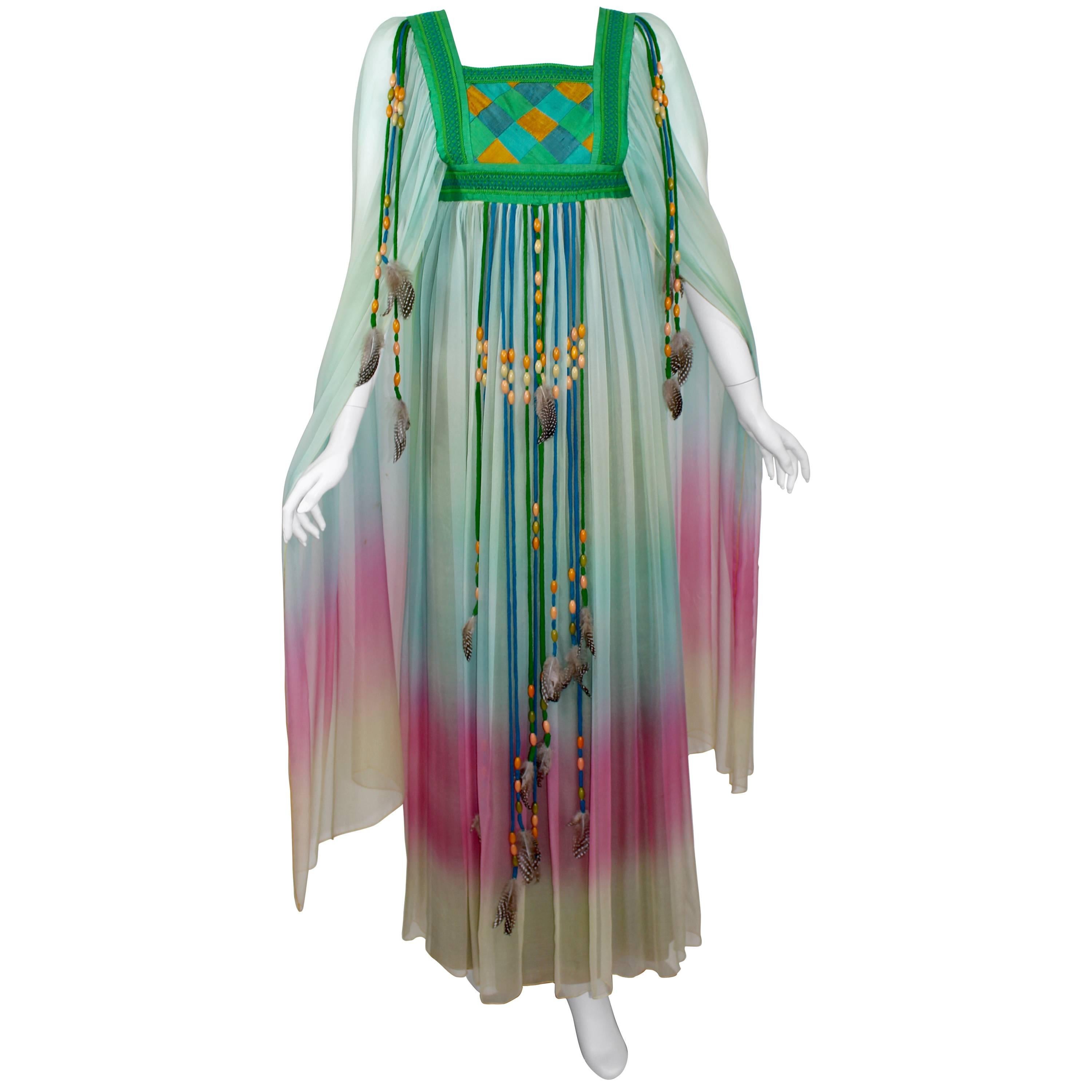 Robe de mariée en mousseline de soie dégradée Gina Fratini Elizabeth Taylor documentée 1975