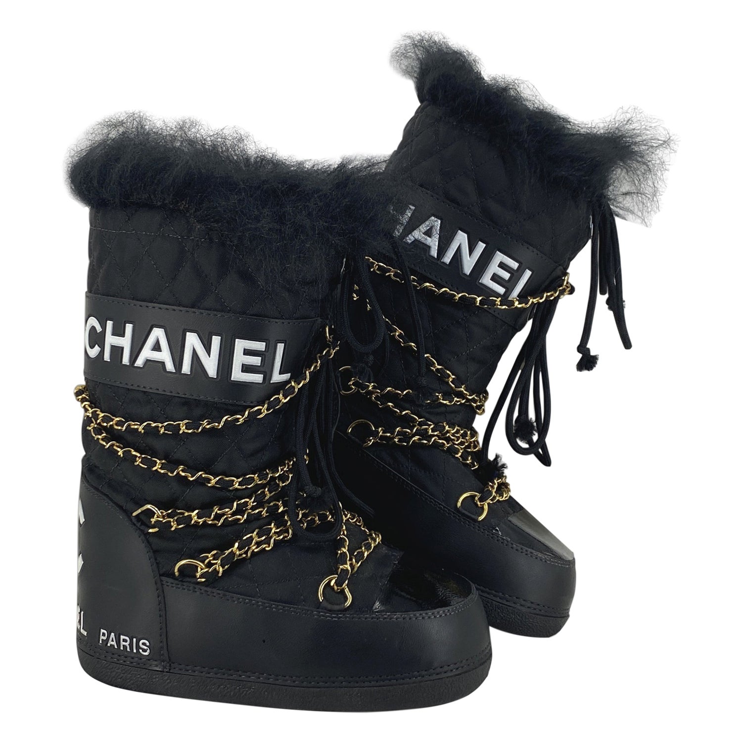 Chanel Rare Iconic 1990’s Vintage Moon Boots sz 41-43