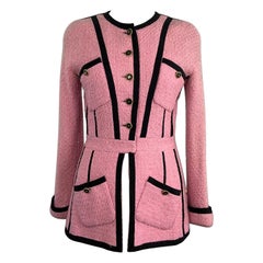 Chanel pink vintage iconic jacket 