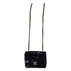 Retro Chanel patent leather black bag 
