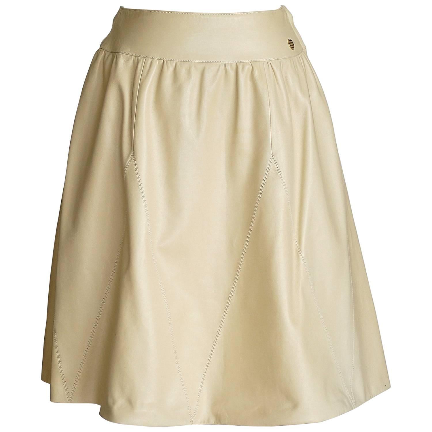 Chanel 01P Lambskin Nude Leather Skirt with Gold Tone 36 / 6 