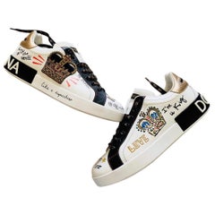 Dolce & Gabbana Men King
embellished trainers sneakers sports
shoes
