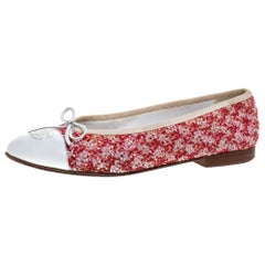 Chanel Red/White Tweed Fabric And Leather CC Cap Toe Bow Ballet Flats Size 38