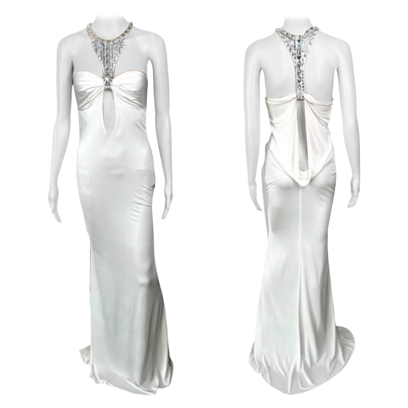Tom Ford for Gucci F/W 2004 Embellished Plunging Cutout Ivory Evening Dress Gown For Sale