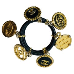 Bracelet Chanel vintage des années 90