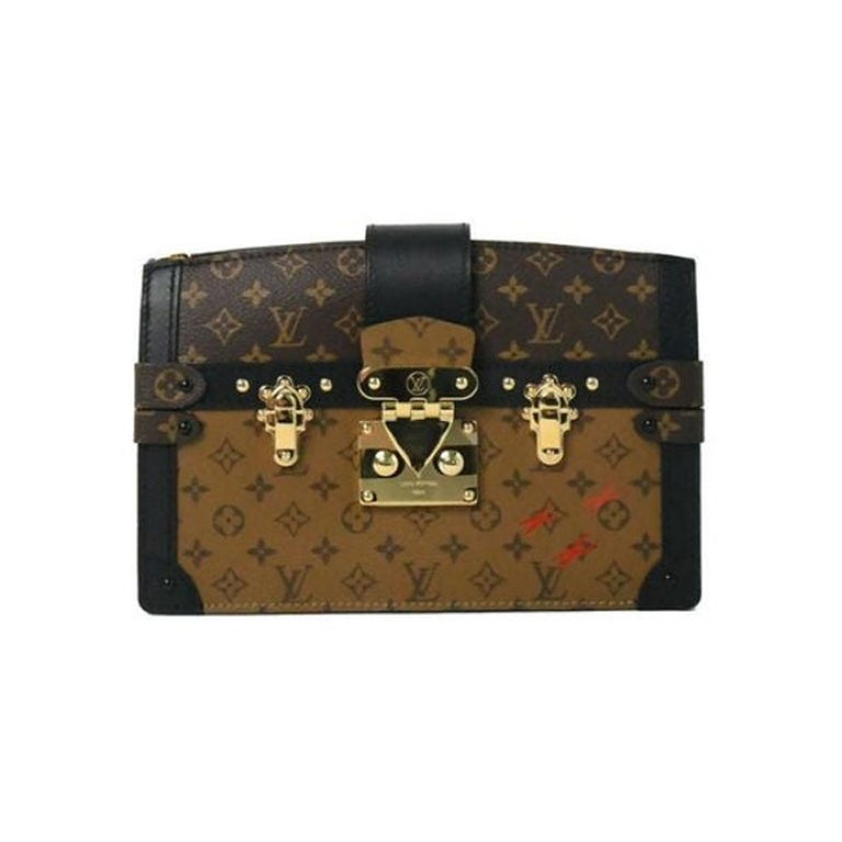 Louis Vuitton Purple Quilted Pochette Devi MM Clutch Bag For Sale at 1stDibs