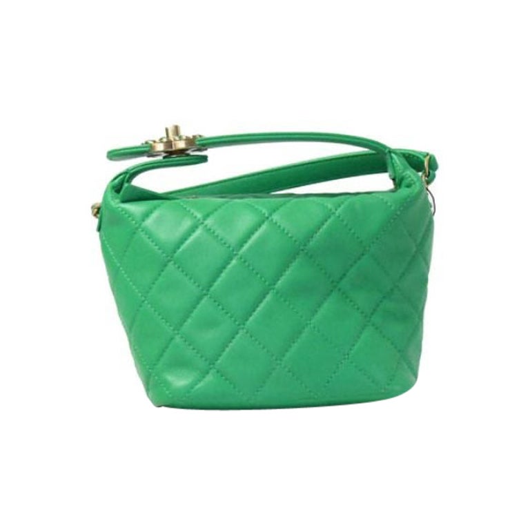 Chanel Small Lambskin Gold HW Hobo Bag Green For Sale at 1stDibs