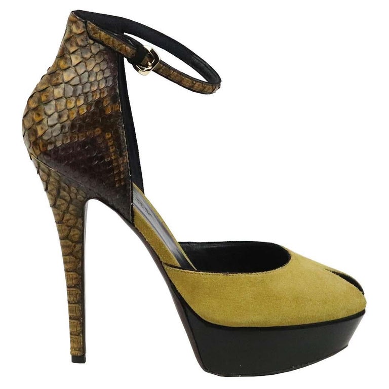 Kwestie Goodwill dier Burberry Prorsum Python And Suede Platform Sandals EU 39.5 UK 6.5 US 9.5  For Sale at 1stDibs