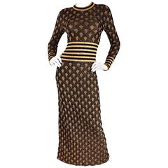 1970er Schwarz und Gold Metallic Knit Lurex Batik + Stripe Print Maxi Pullover Kleid
