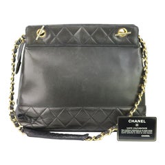 Chanel 1990 Quilted Leather Shoulder Bag 