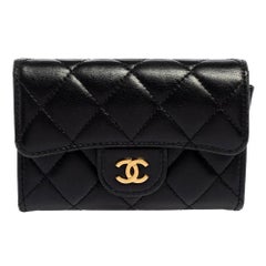Chanel Black Quilted Leather CC Classic Flap Card Case