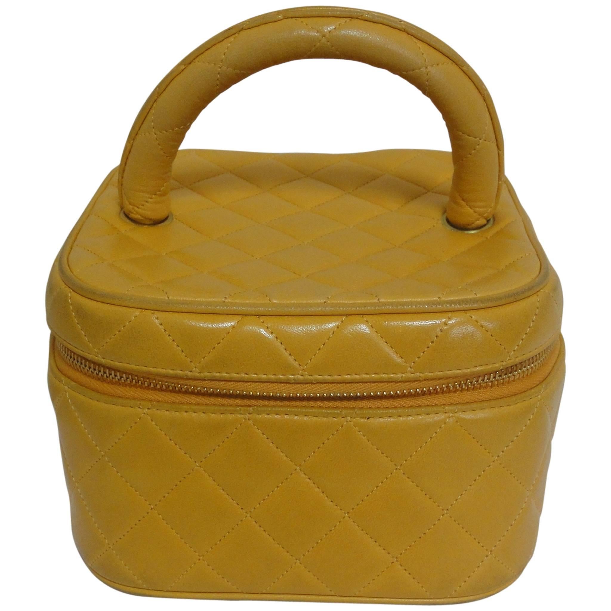 Vintage CHANEL yellow quilted lambskin cosmetic, make up case, mini handbag