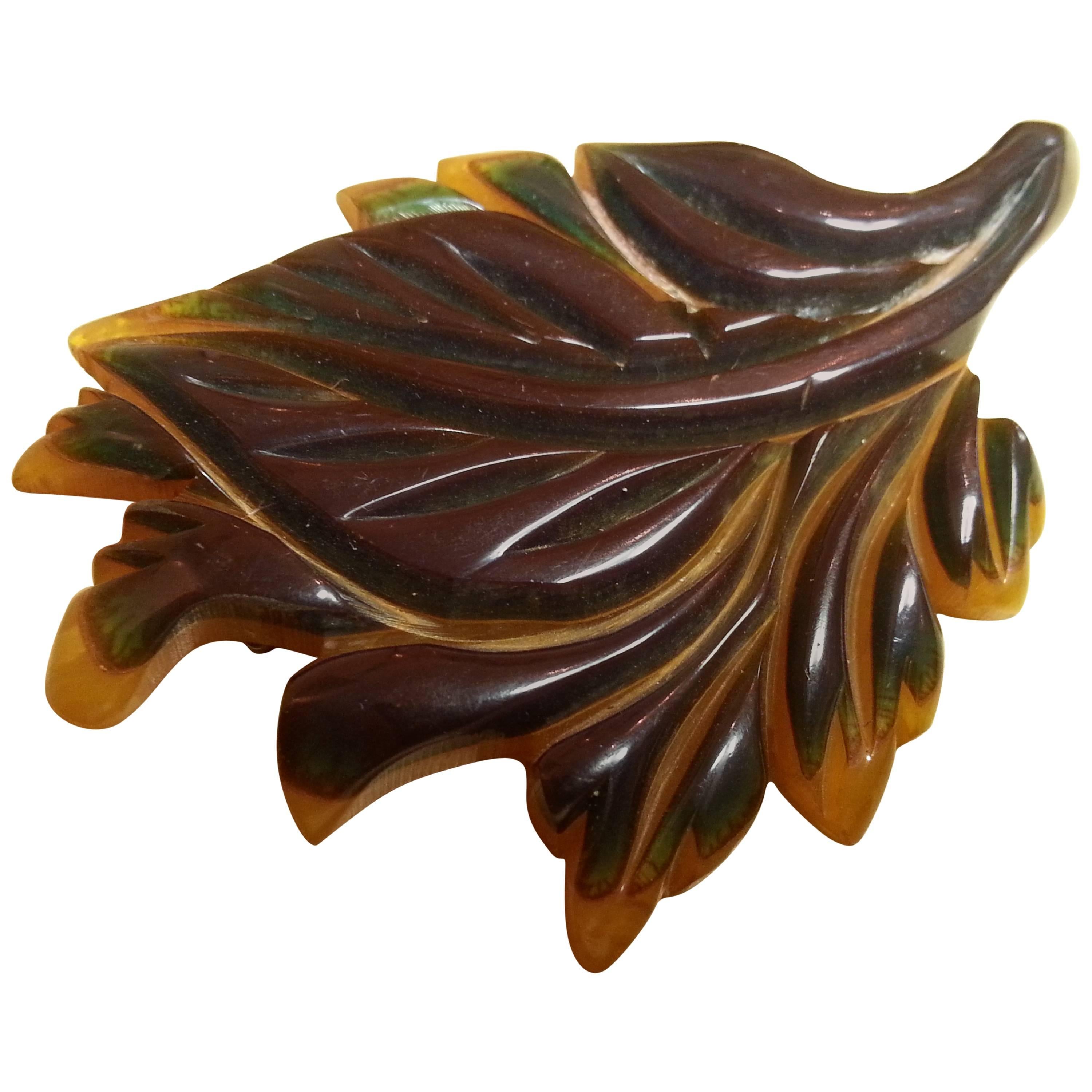 1930s Two-tone Cast Carved Bakelite 2-color Brooch Pin Leaf For Sale