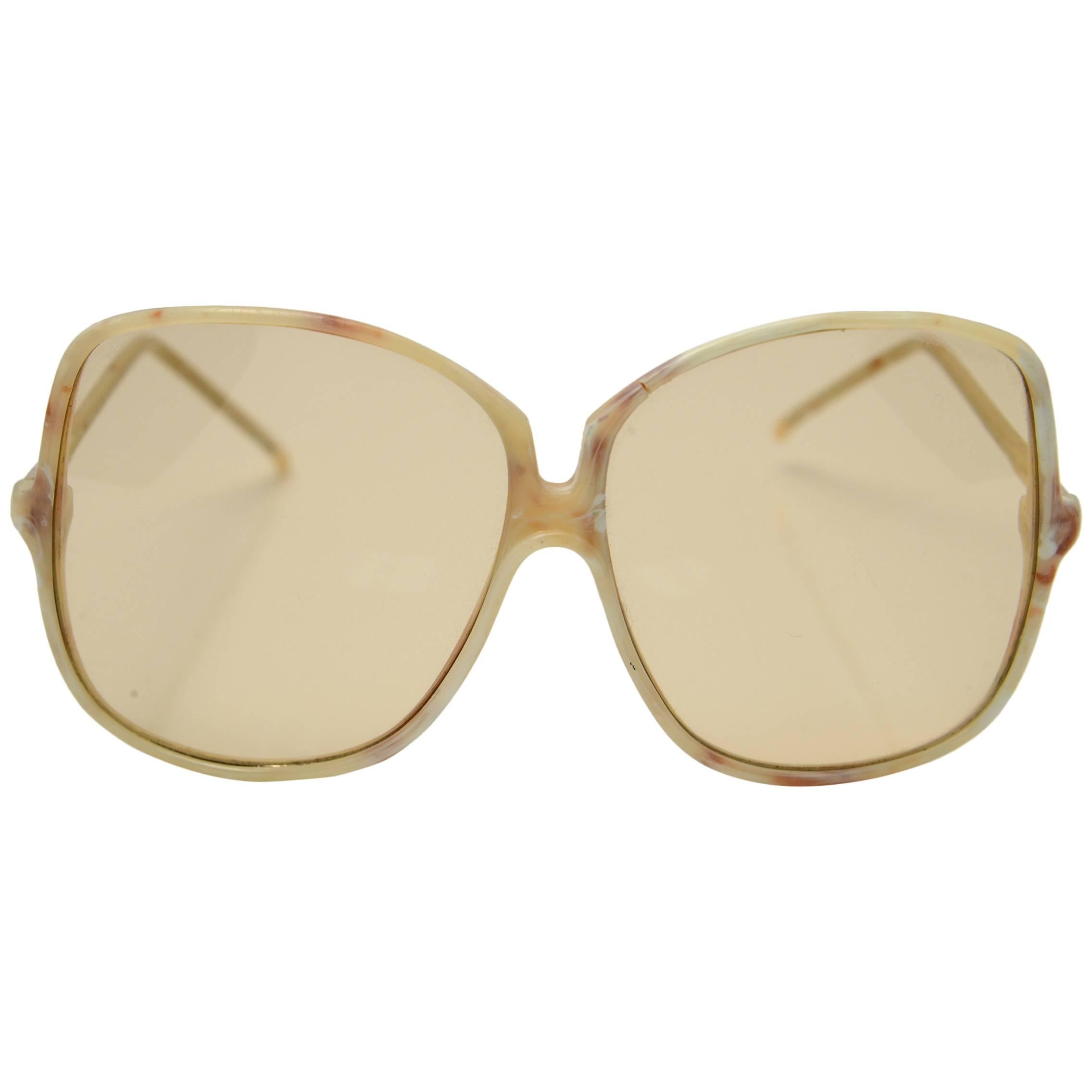 1970s Italian Piave Marbled Cream Colored Sunglasses