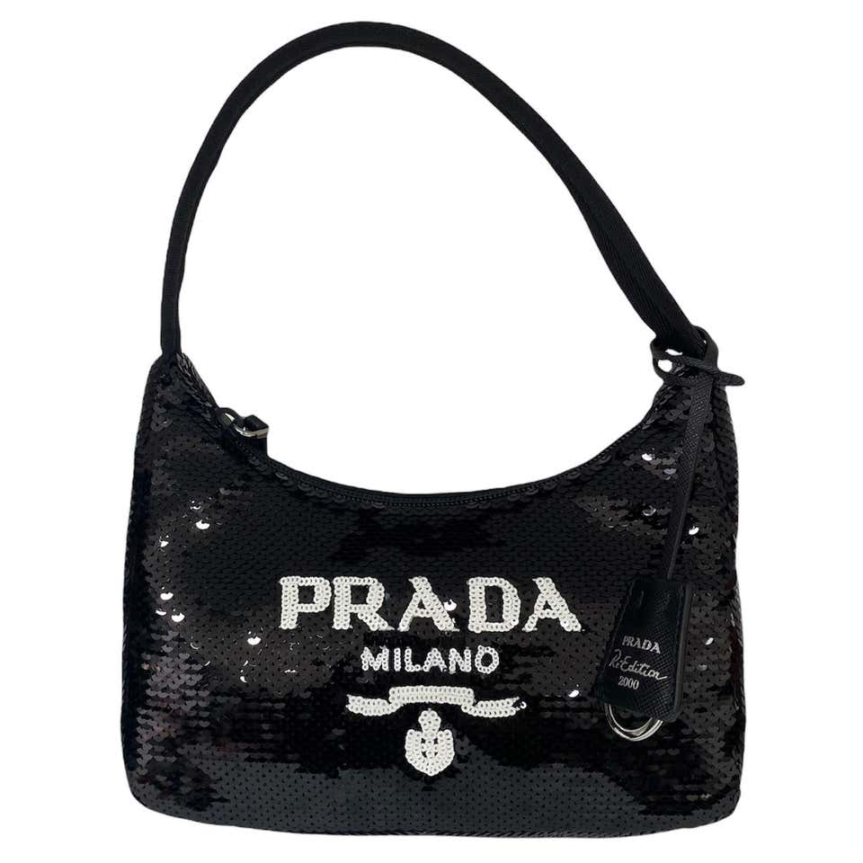 Prada Square Quilted Navy Puffer Flap Bag For Sale at 1stDibs
