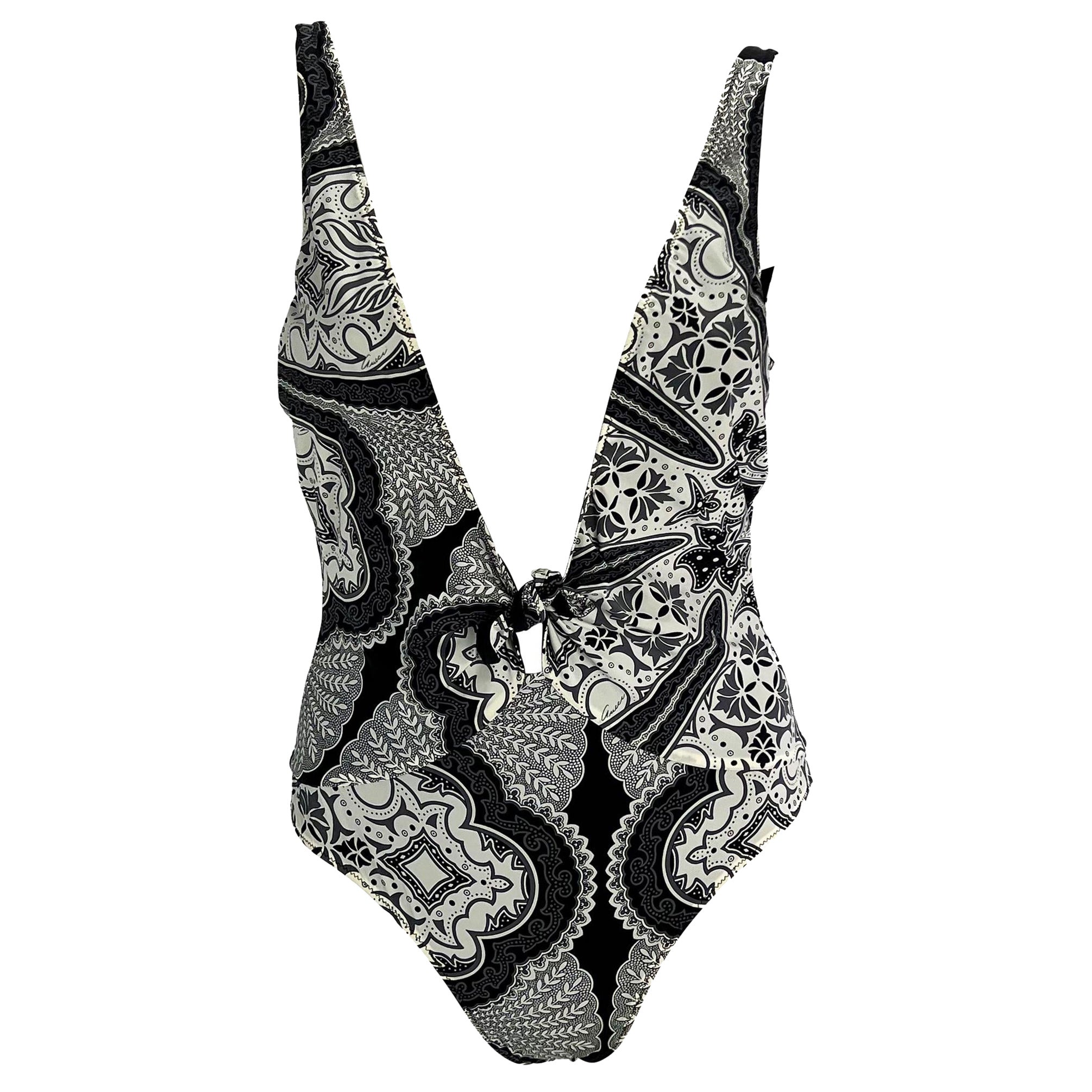 Cruise 2004 Gucci by Tom Ford Black Bandana Print One Piece Thong Swimsuit For Sale