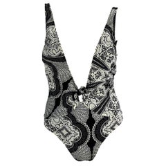 Cruise 2004 Gucci by Tom Ford Black Bandana Print One Piece Thong Swimsuit
