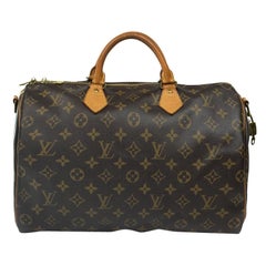 ViaAnabel - MY GO-TO: Louis Vuitton Speedy 35 Monogram Canvas in very good  condition ✨ Retail: €880, Our Price: €407