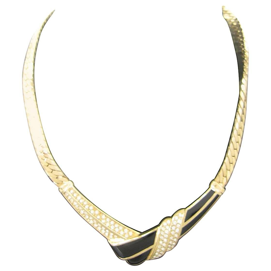 MINT. Vintage Christian Dior thick golden knot design statement necklace. For Sale