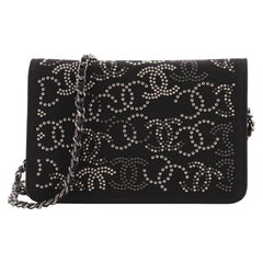 Chanel Chanel Paris-Shanghai Portemonnaie an Kette aus kristallverziertem Segeltuch