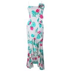 TRAVILLA White Silk Ruffled Gown with Floral Motif and Wrap Size 8-10 9