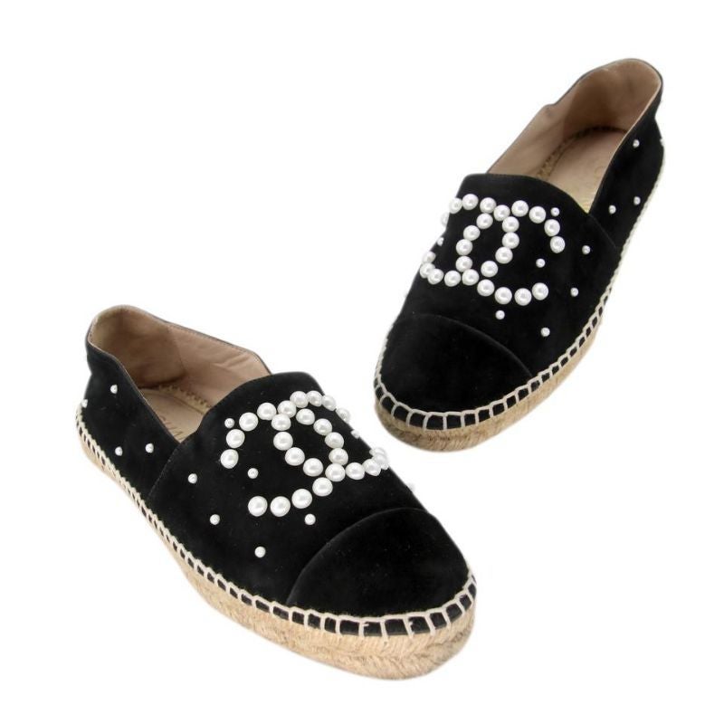 Chanel Black Suede and Faux Pearl CC Espadrille Flats For Sale
