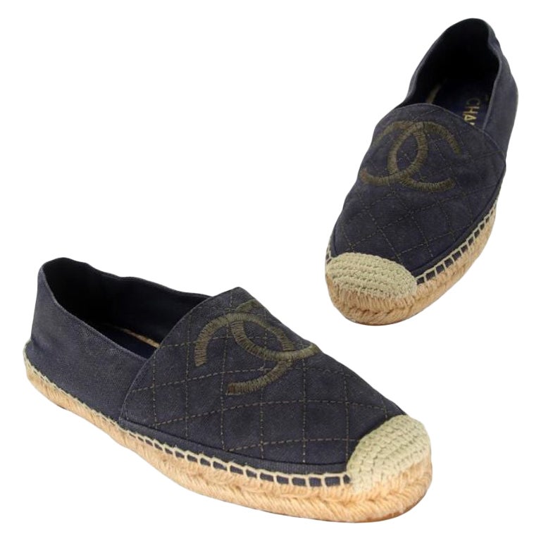 Chanel Stacked Espadrille 37 Embroidered Canvas Quilted Flats CC-0707N-0011 For Sale