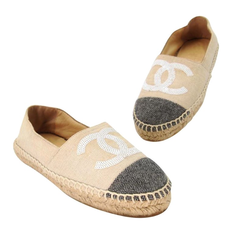 Chanel Espadrille 37 Glitter Fabric Leather CC Cap Toe Flats CC-0717N-0005  For Sale at 1stDibs