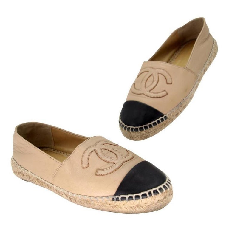 Chanel Cap Toe Large 38 Monogram Leather CC Espadrille Flats CC-0921N-0005  For Sale at 1stDibs