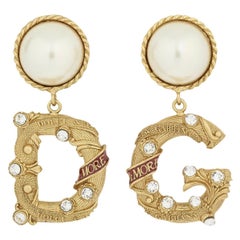 Dolce & Gabbana Pearls Logo Amore
earrings