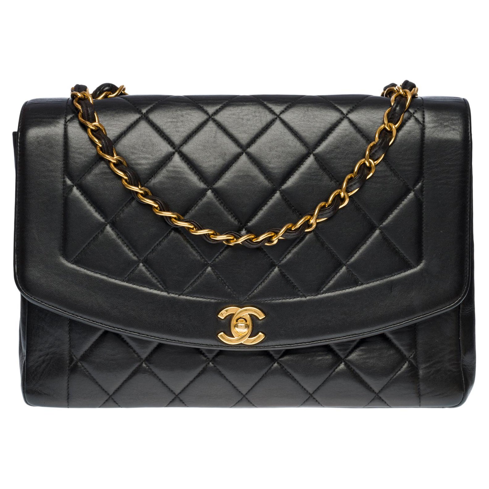 Rare Chanel Diana GM Shoulder bag in black quilted lambskin leather, GHW