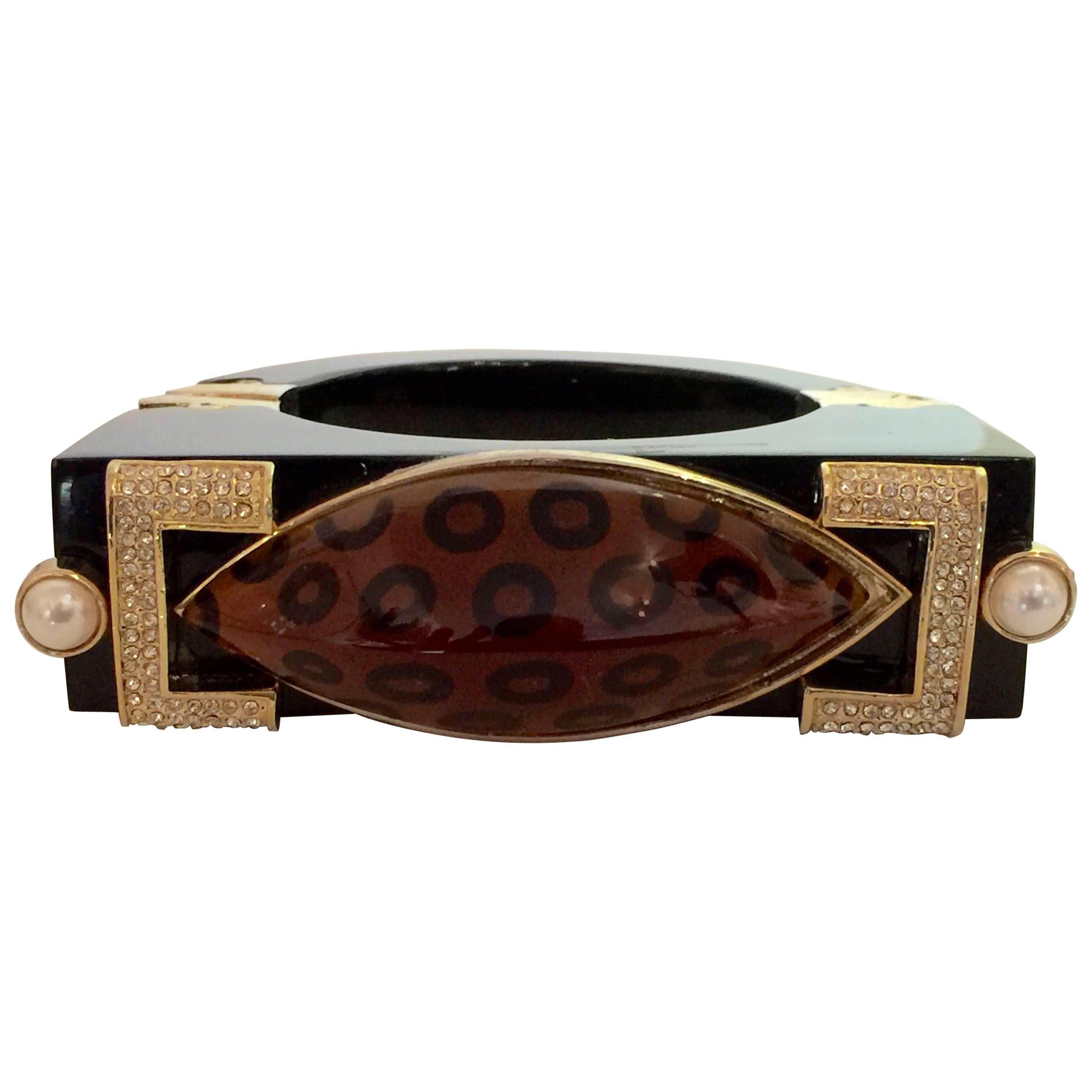 21st Century Unsigned Betsey Johnson Resin Leopard Stone Cabochon Hinge Bracele For Sale