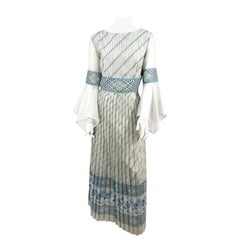 1970 Alfred Shaheen Robe en organza bleu clair