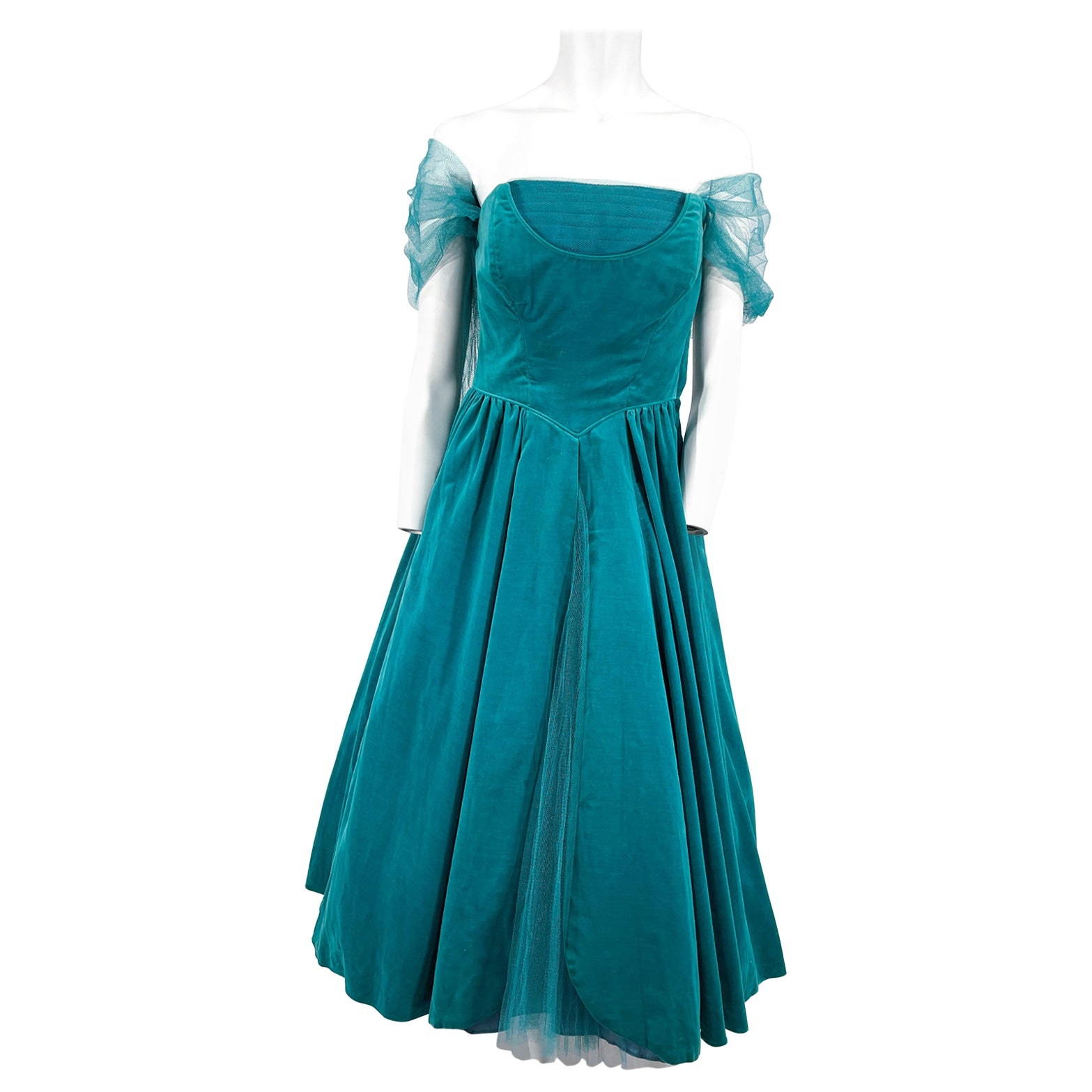 1950er Jahre Caselton Grünes Samt Partykleid im Angebot