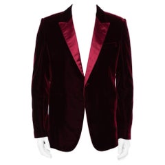 Saint Laurent Paris Iconic le Smoking Blazer aus burgunderrotem Samt XL