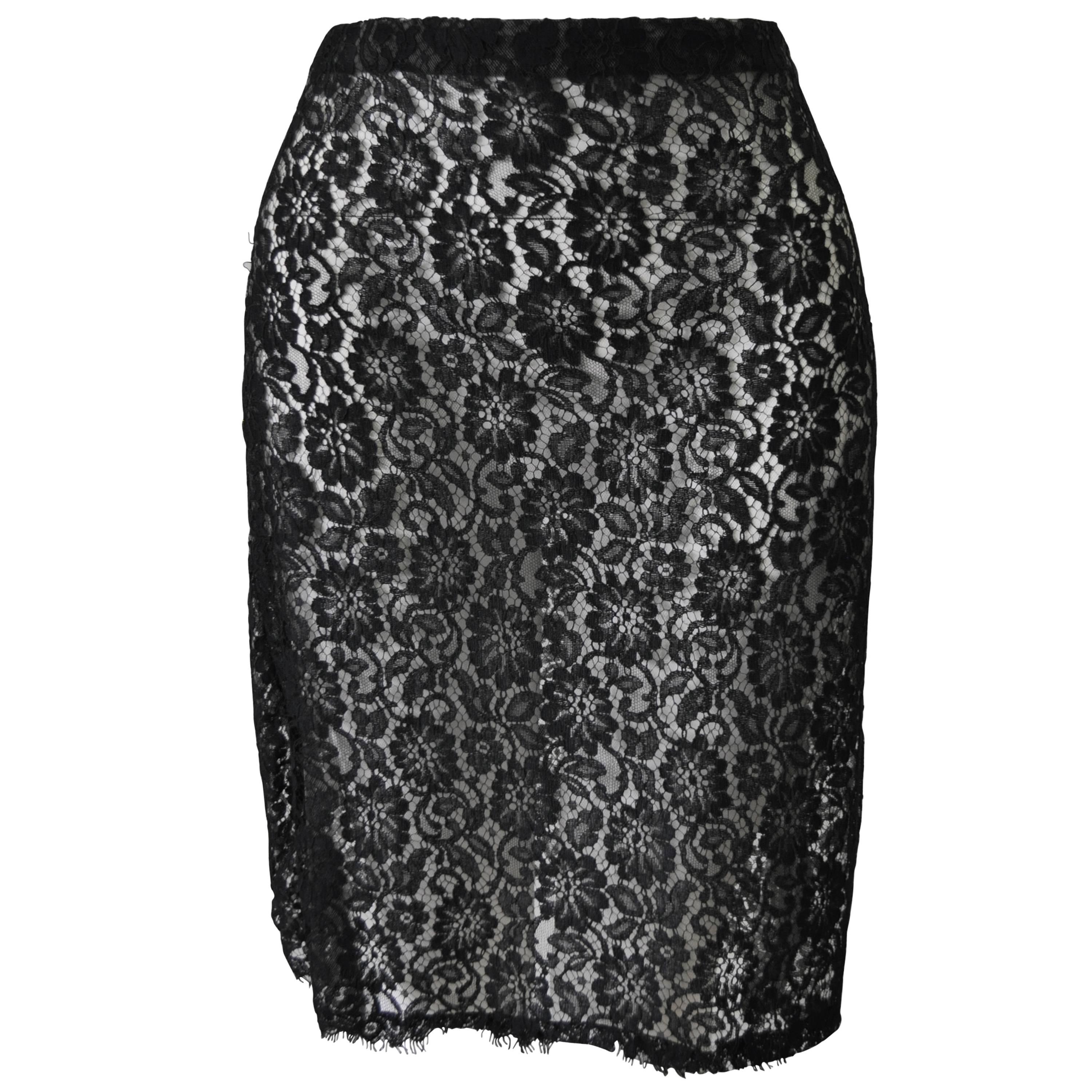 Unique Gianni Versace Istante Black Lace over White Lining Skirt For Sale